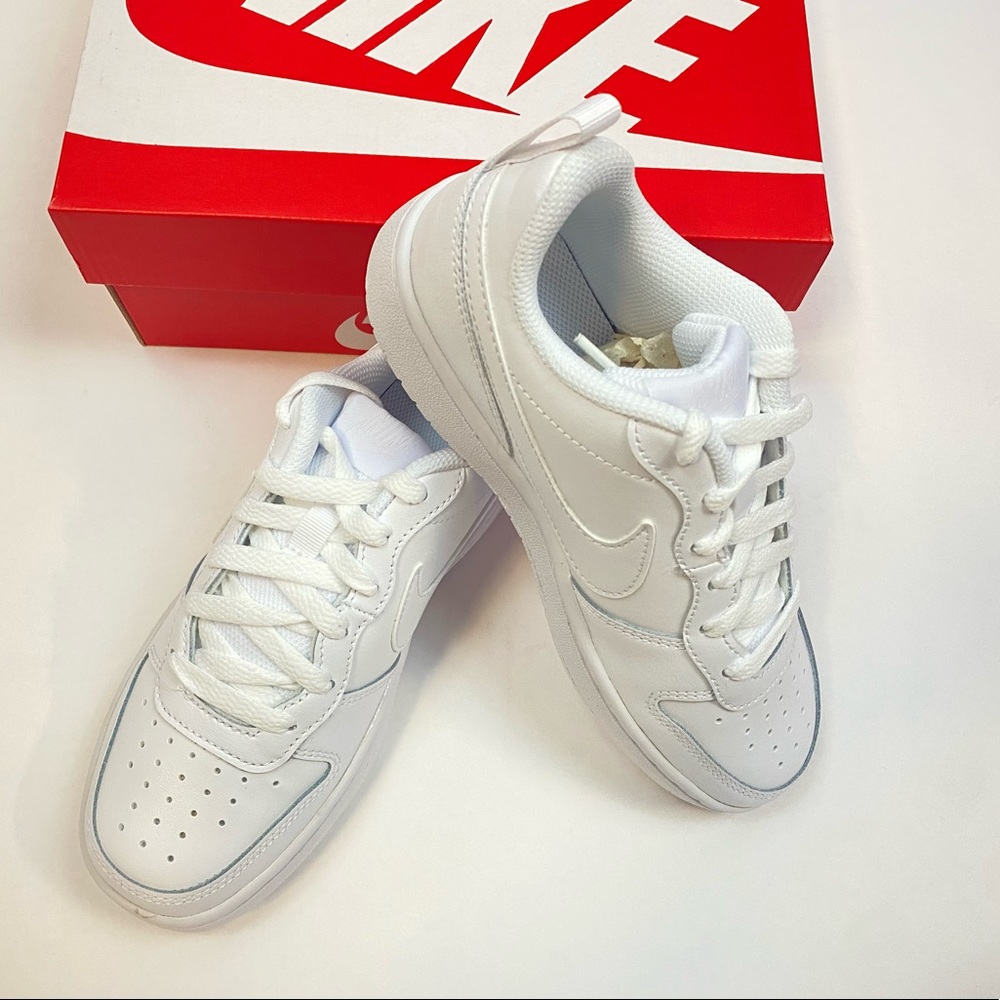 Nike Court Borough Low top, Size 3.5y